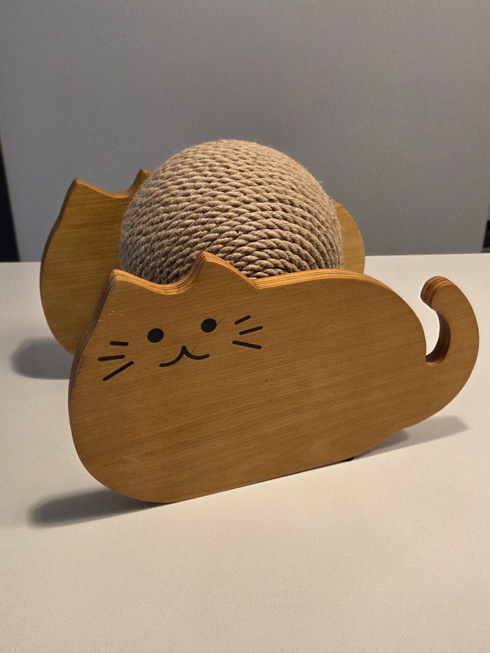 Wooden Cat Scratcher with Beige Sisal Ball - Unbranded